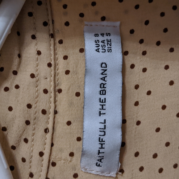 Faithful the brand top - Picture 2 of 3